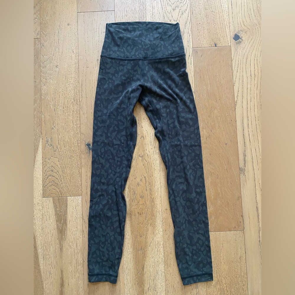 Lululemon Aligns